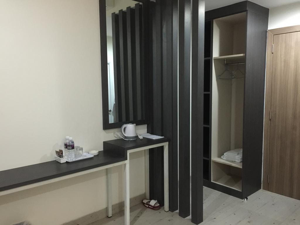 Redlink Hotel Batam Kamer foto